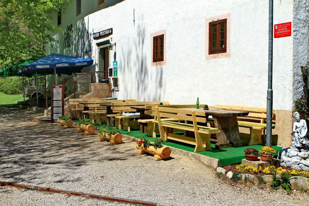 Dom Pristava Hotel Jesenice Exterior foto